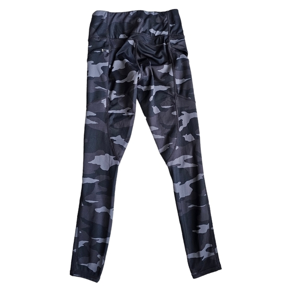 ATHLETA Black Camo Leggings - Size XXS (US 00) - Picture 2 of 10